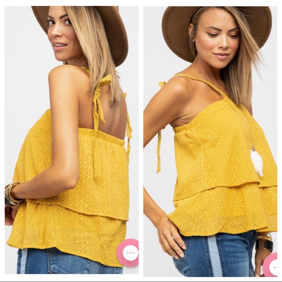 Eyelet tiered flounced halter top - Picture 2 of 4